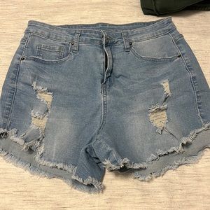 Boutique style shorts- like new